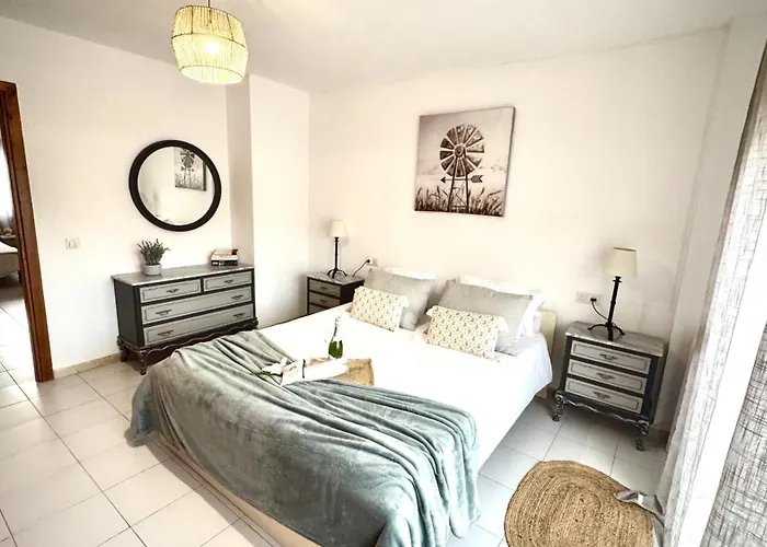 Апартаменты Canarian Garden Sea Views By Deihu Experiences Лос Кристианос