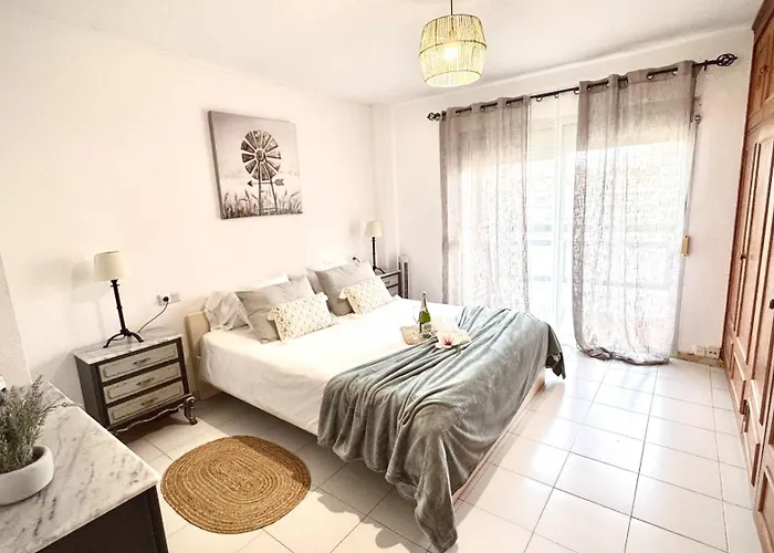 Canarian Garden Sea Views By Deihu Experiences Апартаменты Лос Кристианос